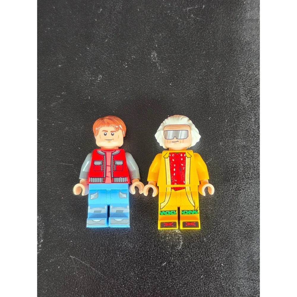 Lego 10300 Back to the Future Marty McFly and Doc Brown Minifigures Set